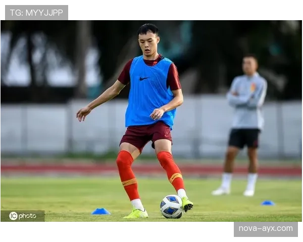 泰国队冲击东盟杯:青春风暴迎战老将经验 泰国队冲击东盟杯:青春风暴迎战老将经验