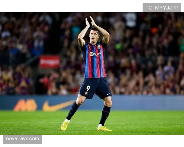 西甲转会风云再起:豪门激烈争夺,明星球员去向成焦点 西甲转会风云再起:豪门激烈争夺,明星球员去向成焦点