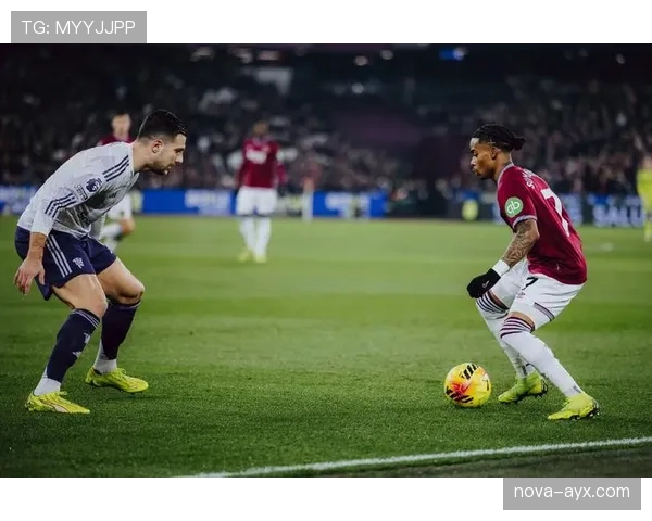 曼联一场胜利解决不了问题,当前表现波动是否反映真实水平对赛季走势形成制约 曼联一场胜利解决不了问题,当前表现波动是否反映真实水平对赛季走势形成制约